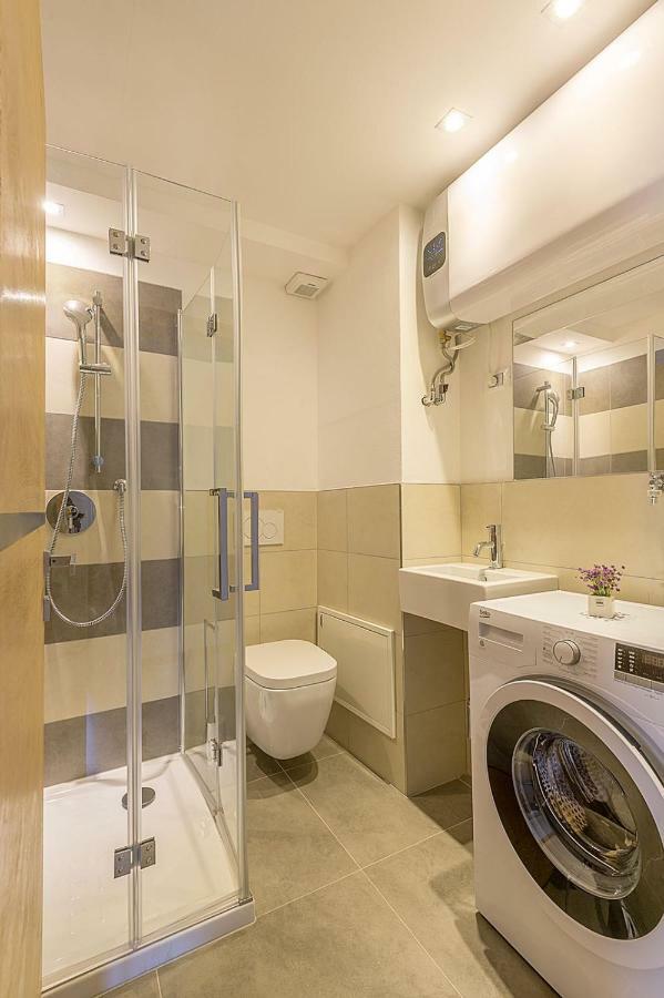 Mansarda Ciliegio Cavalese Apartment Exterior photo